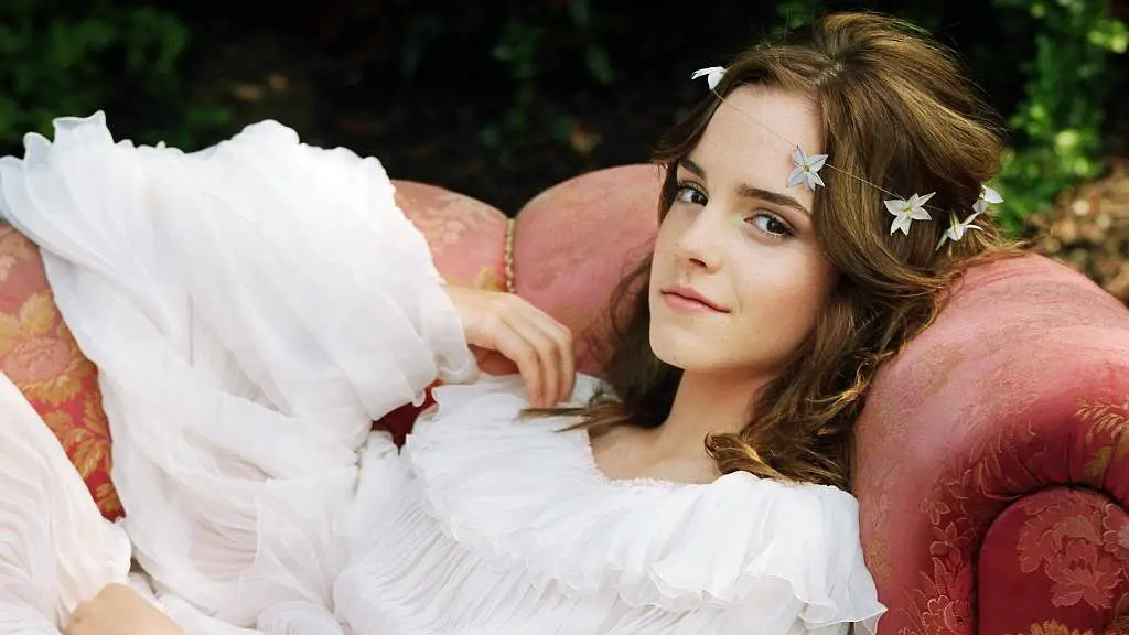 时隔22年电影《哈利・波特与魔法石》再次重映，首日票房超过千万，魔法光芒再次闪耀