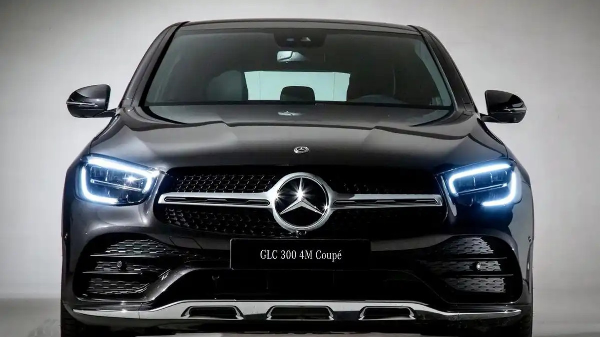 2025款奔驰GLC正式上市，配2.0T+9AT后驱，6秒破百，真香