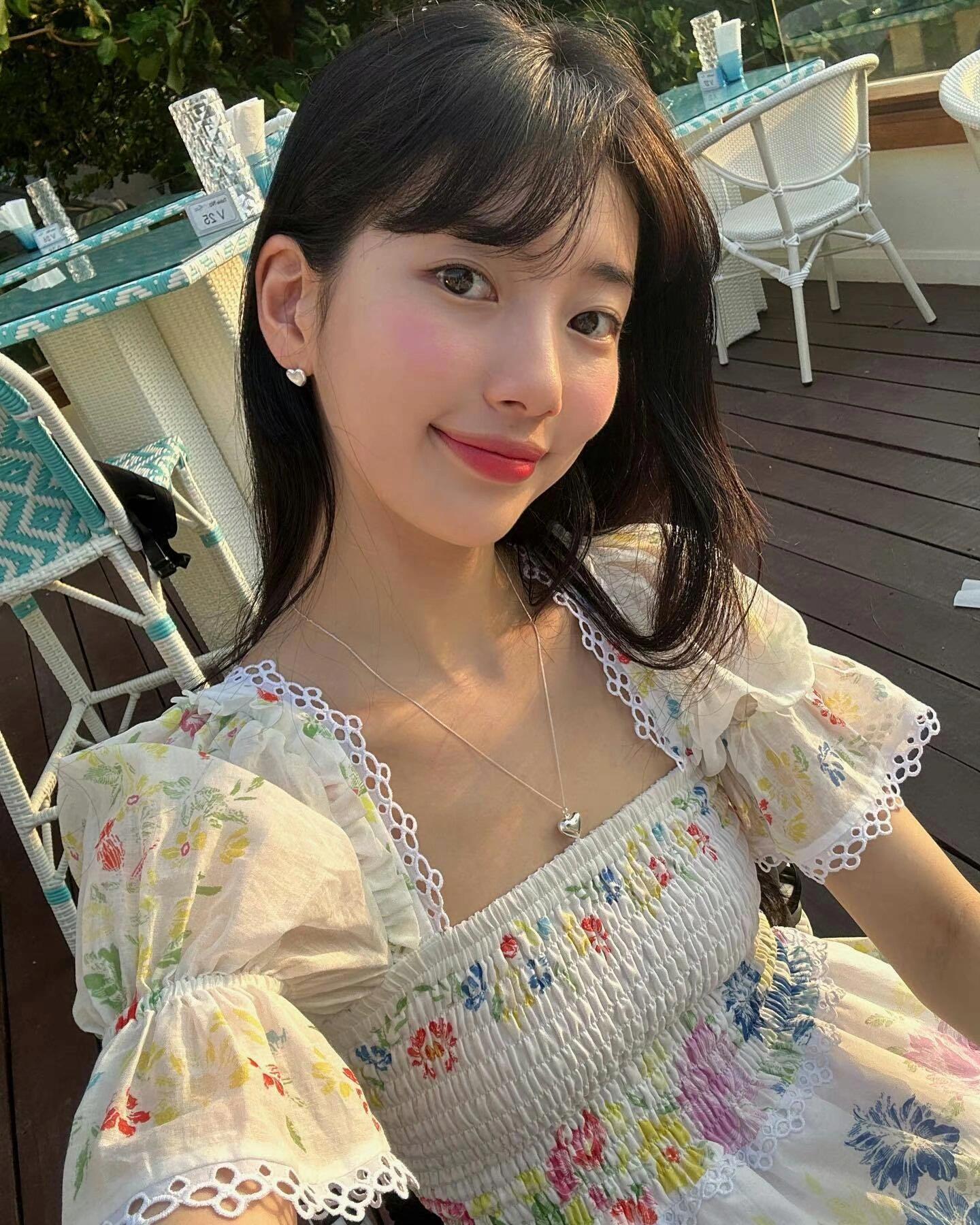 裴秀智慵懒又舒服