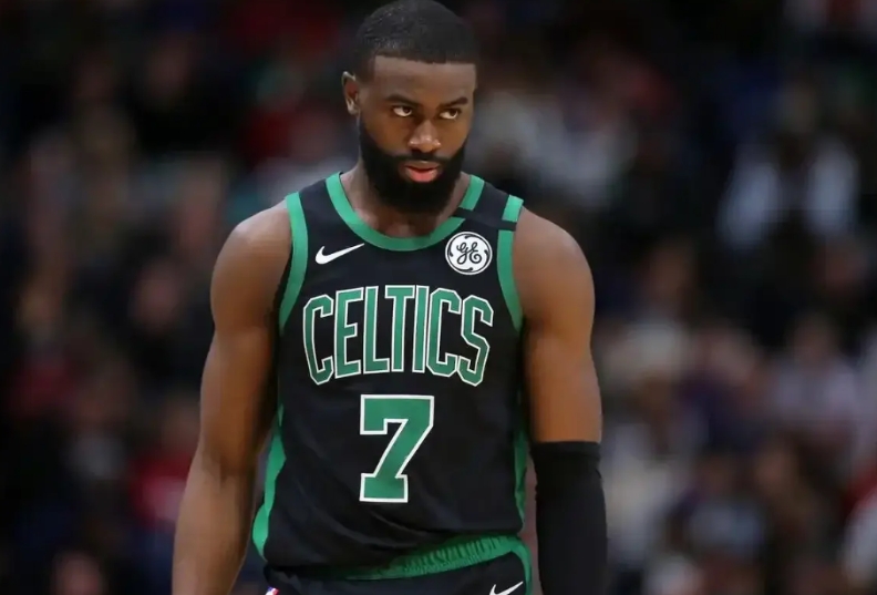 27投9中，这样的投篮命中率，赢球靠运气，输球就是理所当然。
凯尔特人加时115