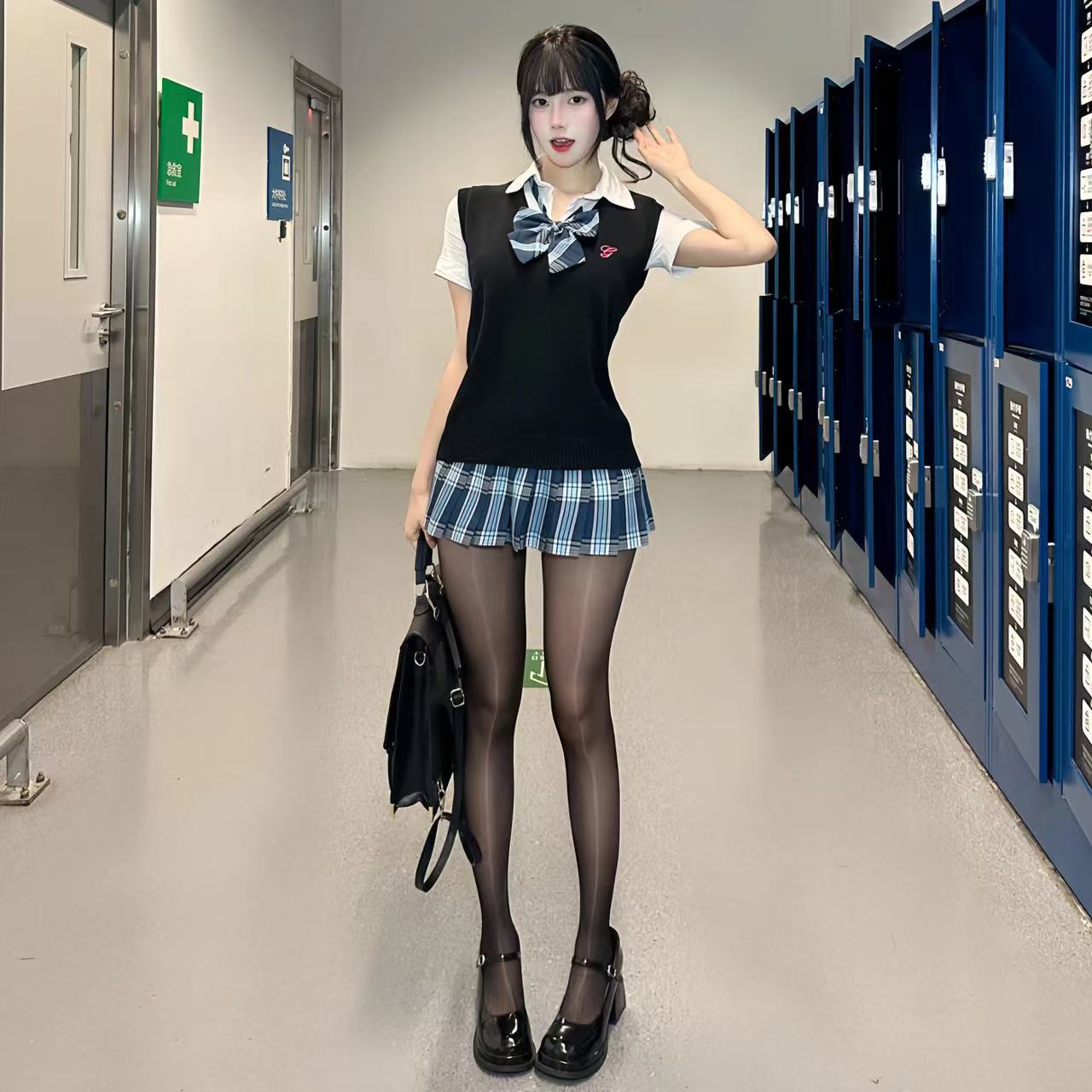 想找个爹系男友有实力的来哈哈哈哈哈