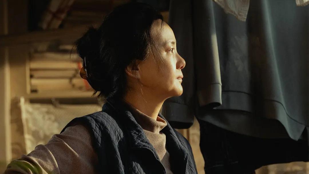 《出走的决心》：一场惊心动魄的情感与人性之旅