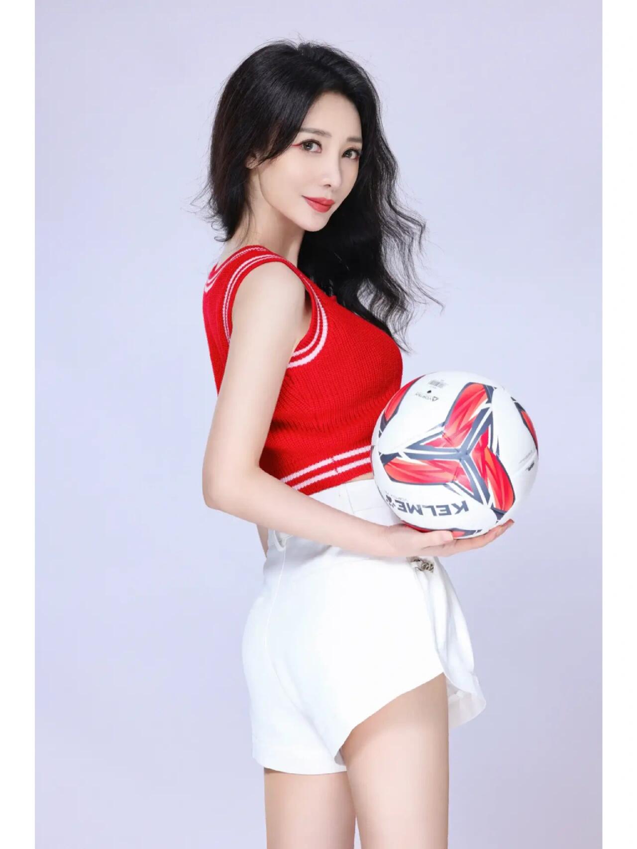 柳岩姐姐就很着迷！