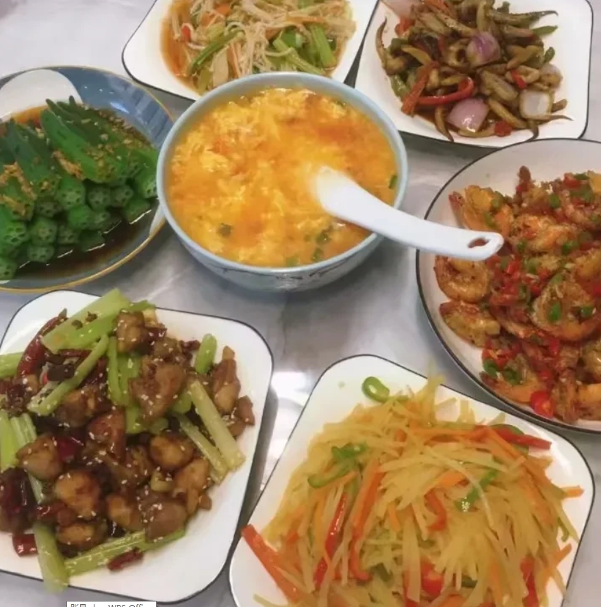 我伤心了一下午，想了一下午，脑袋都疼了，也还是没想明白，我老公为什么会记得她妈的