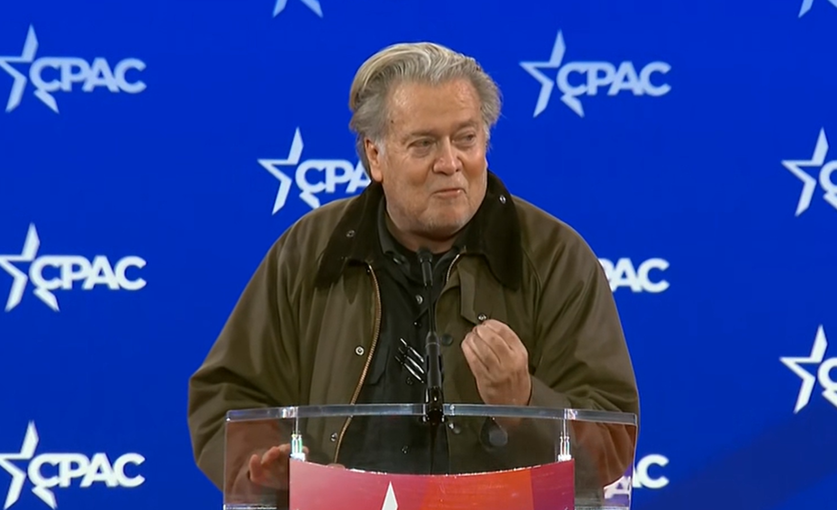 法国极右翼领导人取消了在保守派政治行动会议上的演讲，因为特朗普的前高级顾问班农在的纳粹敬礼