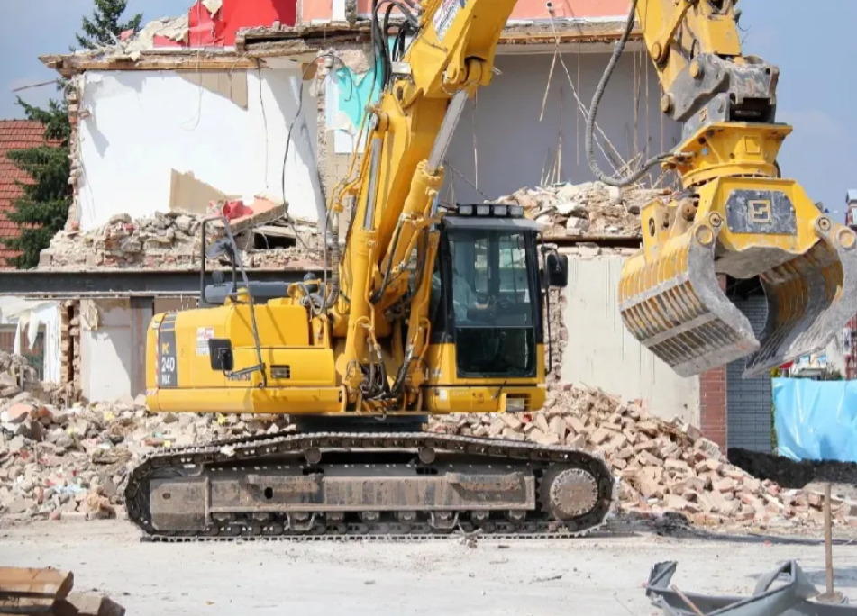 农村这几种人的好日子到头了，每个都要被严查，你们村有没有？

第一；自古以来就有