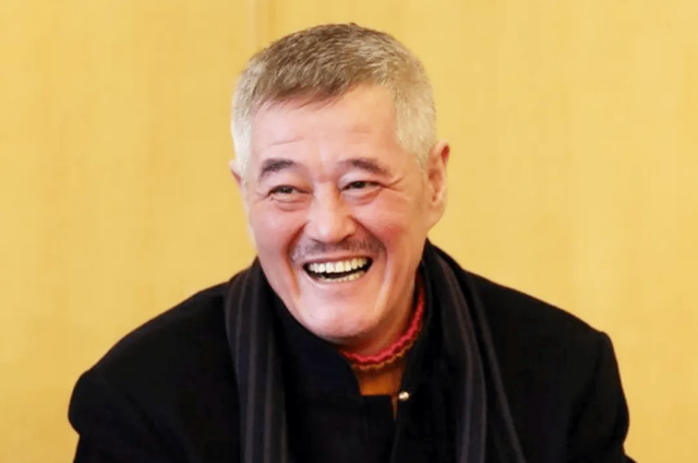 回看春晚40余年,陈佩斯和赵本山,谁才是喜剧界的“小品之王”(陈佩斯和赵本山谁更厉害)-第17张图片-九妖电影 回看春晚40余年,陈佩斯和赵本山,谁才是喜剧界的“小品之王”(陈佩斯和赵本山谁更厉害)-第17张图片-九妖电影