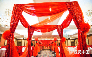 我跟谢南川结婚那天，顶流女星柳云自杀了，众人纷纷指责我是挖人墙角的第三者。