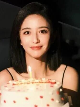 陈思诚为佟丽娅过41岁生日