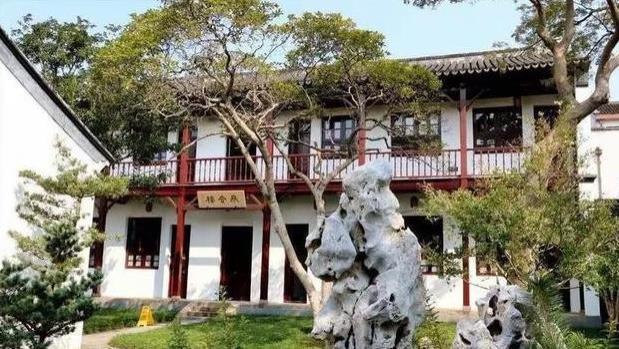 琼瑶5.5亿豪宅成凶宅？律师回应确有此事，邻居抱怨房子很不吉利