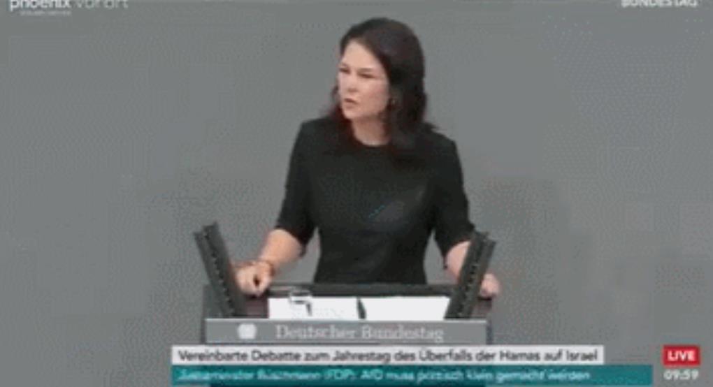 10月10日，德国绿党外交部长贝尔博克在向联邦议院发表的讲话中为以色列对加沙平民