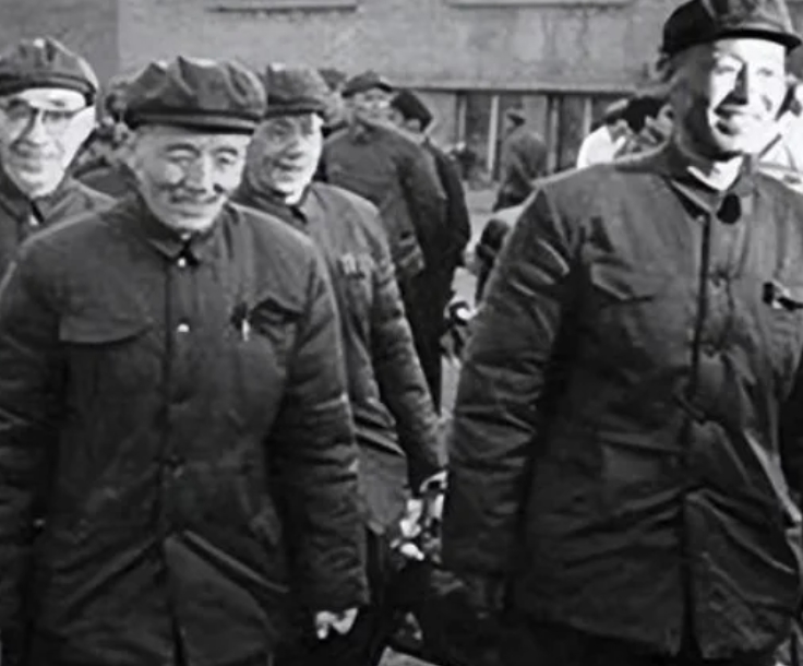 功德林军衔最低的战犯：仅为上校且选择投诚
1949年原国军上校章微寒选择投诚，令