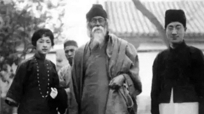 信使（纪念泰戈尔访问法源寺100周年、法舫法师诞辰120周年）