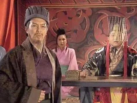 诸葛亮对刘禅的意义
司马昭:你如何治理蜀？
刘禅:我有相父！
司马昭:周边叛乱呢