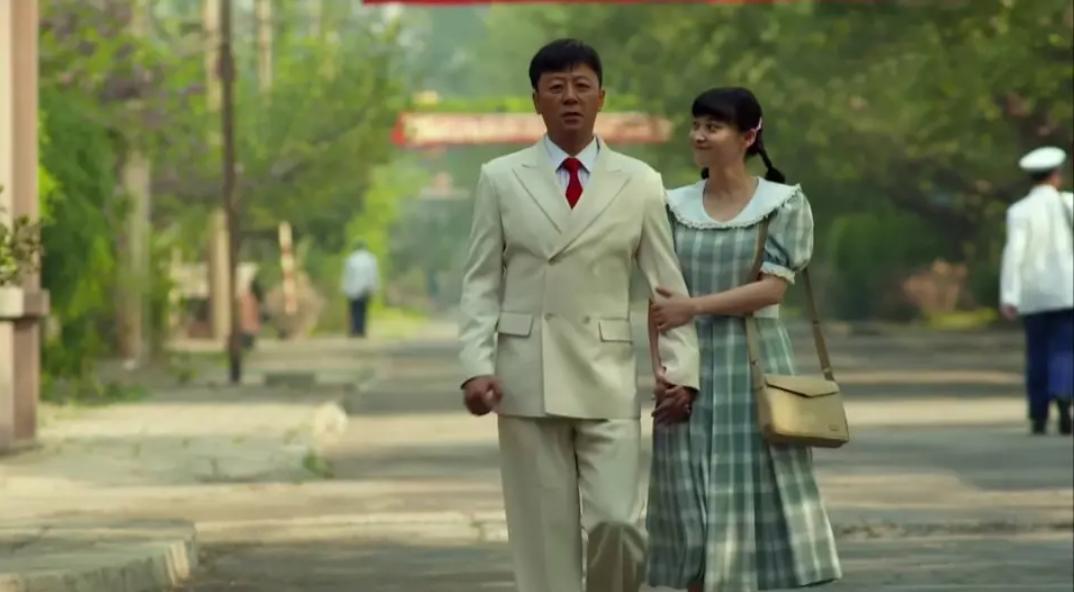 2012年，导演筹拍《父母爱情》，男主角要找个帅气的男子来演，不想导演却找来了郭