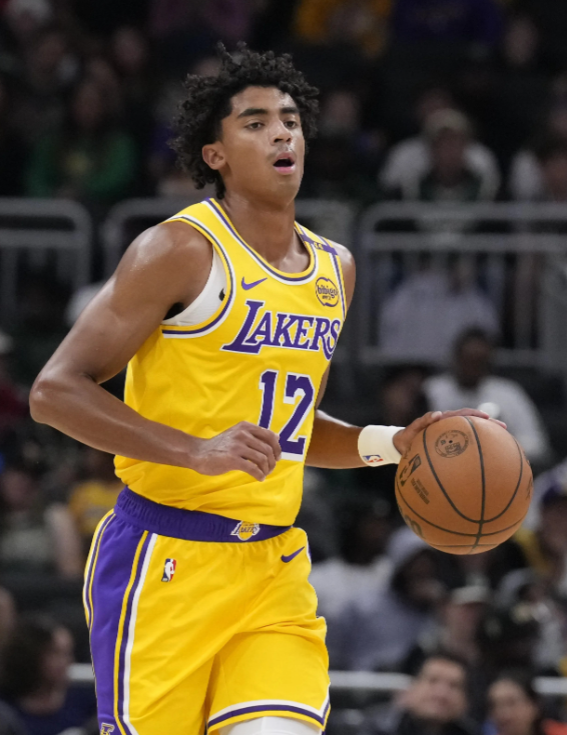 这就是湖人和勇士的差距！！！

湖人用4年3200万续约克里斯蒂，他只打出了场均