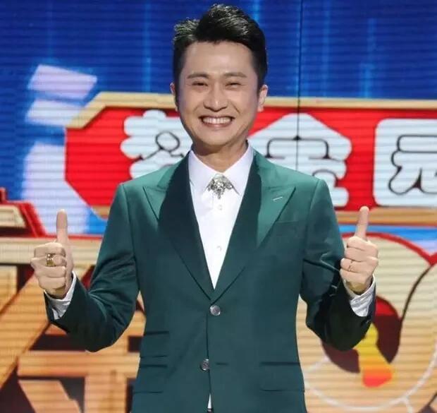 42岁的央视名嘴杨帆转型走上另一条道