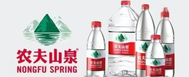 彻头彻尾的闹剧 无论是别有用心的势力挑起的争端，还是农夫山泉的竞争对手所用的手段