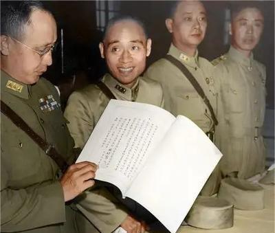 1928年7月，蒋介石的第1集团军率先进行缩编，取消了军团与军的番号，整编为13