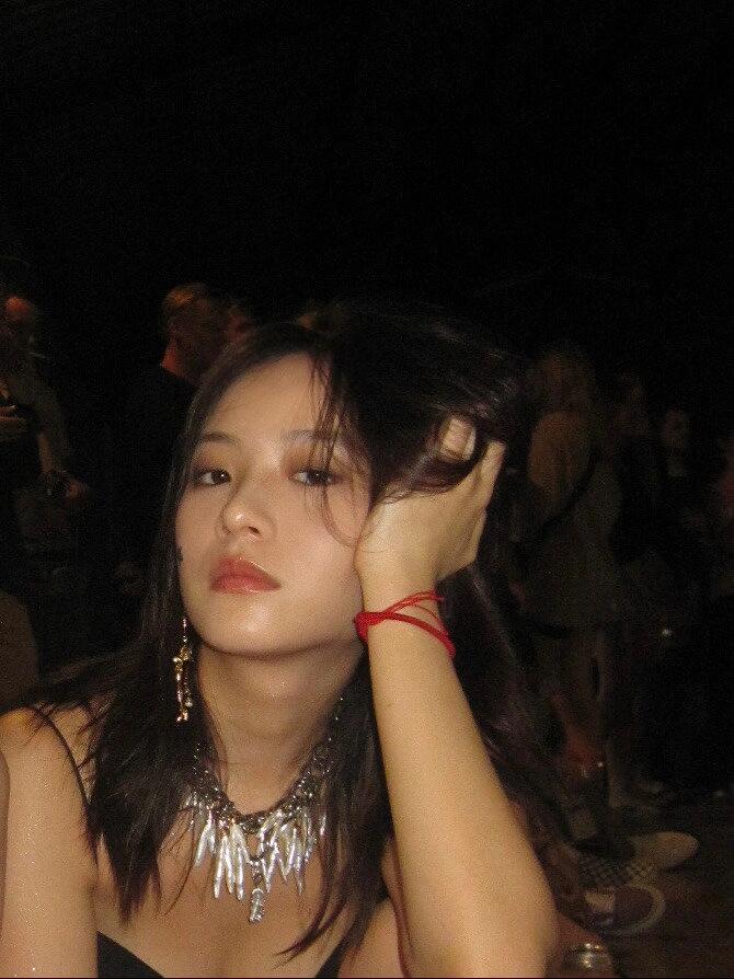 李庚希：甜美可人，让人心动