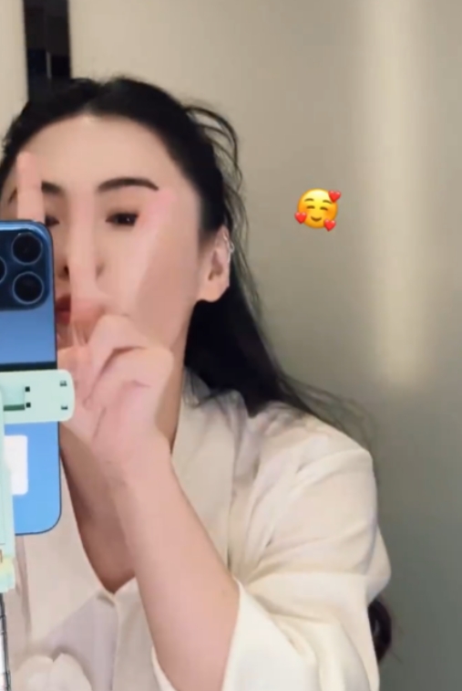 张柏芝唱了金智秀的新歌，美女唱美女的歌
