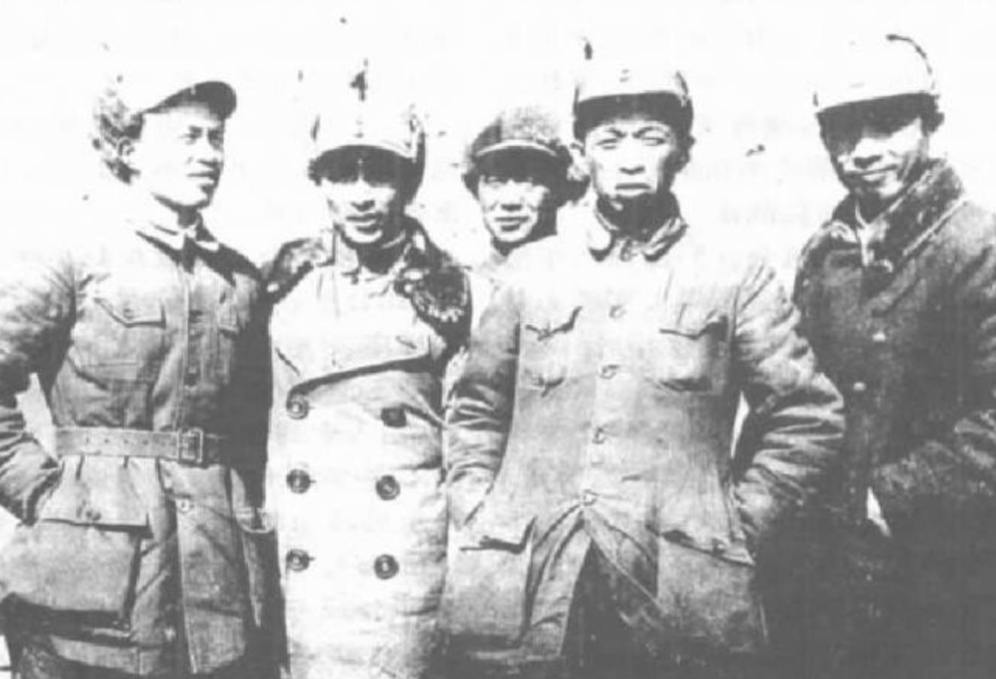 1947年2月，华野部队取得莱芜大捷，第6纵队发了“洋财”，生擒了大批俘虏。野司