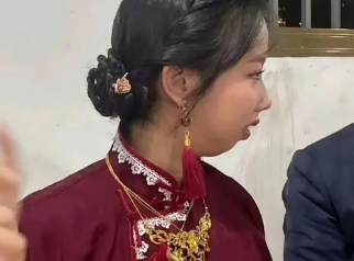 一块肉就能拯救女神，你信吗？