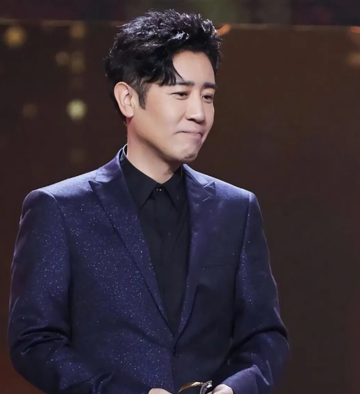 原来她就是于和伟的妻子，娶一个贤妻旺三代