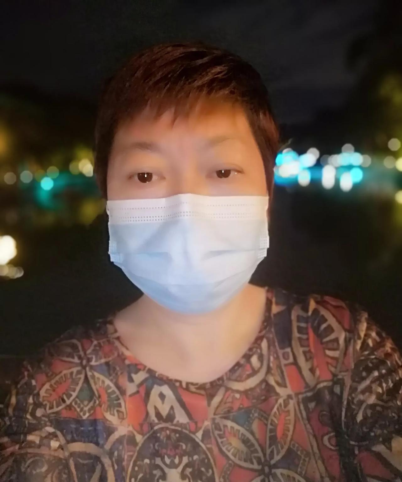 有没有像我一样的女人？活了五十几年，不会打牌打麻将，不会玩游戏，从来没用过化妆品