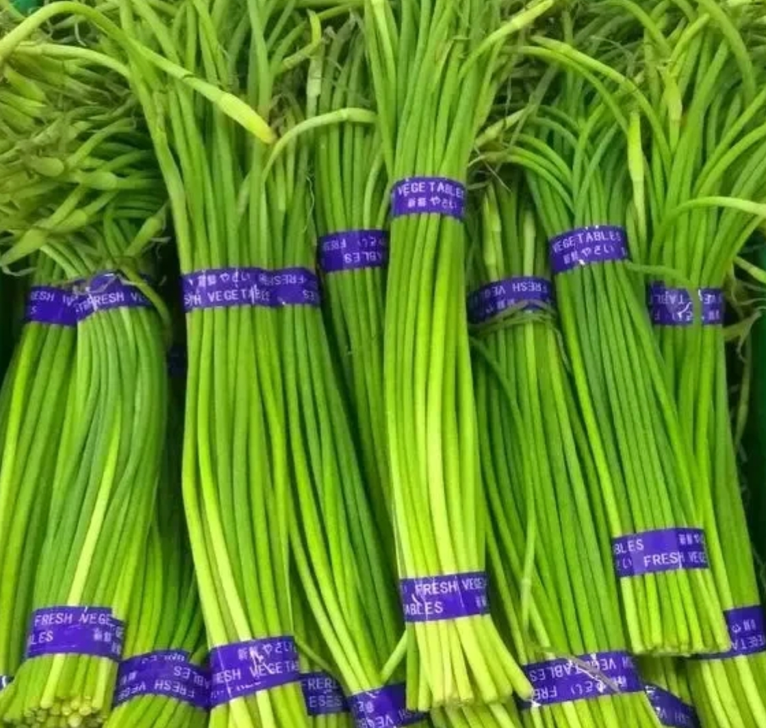 高科技蒜台，压垮蒜苔售价的最后一根倒草，今年蒜苔价格从十元每斤跌至6元左右，据媒