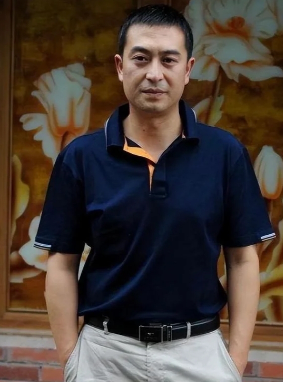 他被前妻骂软饭男，二婚后爆火