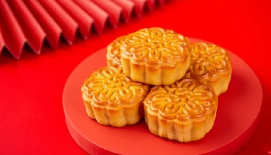 快到中秋节了，你家买月饼了么？
看了一个搞笑的视频，跟大家分享一下，逗你一笑。