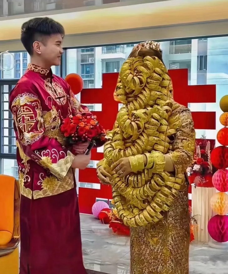 全国应该只有福建人才会这样吧，我们广东的再有钱也不会这样炫富