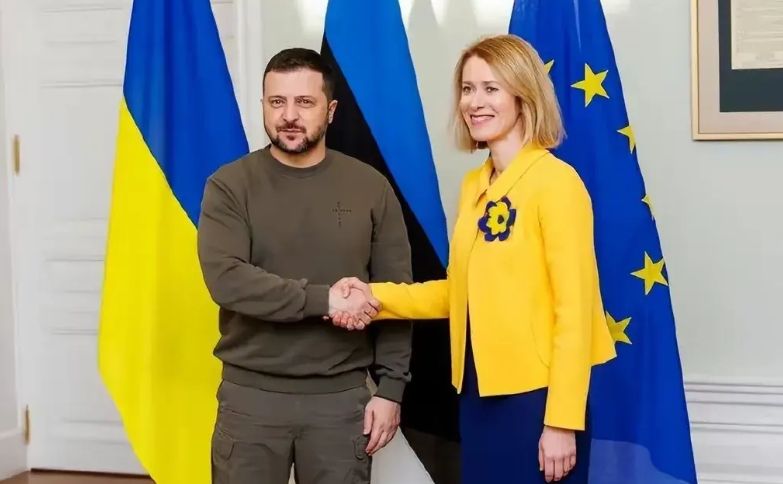 由于一场乌克兰战争，至少在全世界造就了两个名垂青史的杰出人物！
首先就是乌克兰总