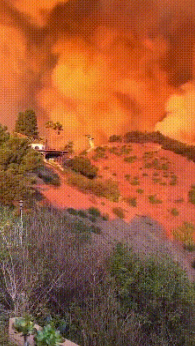 按照目前这个势态，估计美国真的要向全世界求救了！

火实在太大了，洛杉矶过火地区