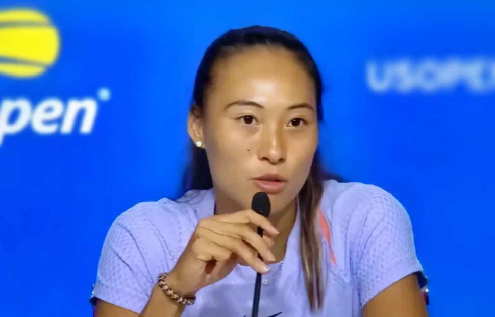 无缘4强！郑钦文0-2萨巴伦卡，赛后说了4句心里话

1、我觉得目前还是要正视和