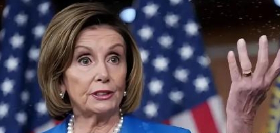 佩洛西叛国罪！

美国候任FBI局长发誓彻查佩洛西叛国罪！

美国反腐，与东方国