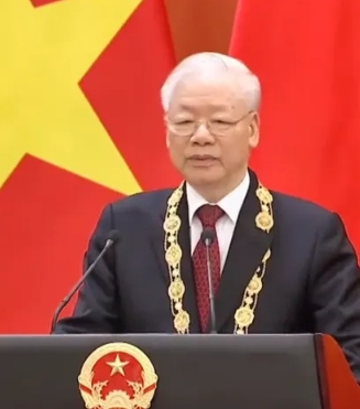 阮富仲是一位务实的国家领导人，从2011年任职以来，多次访问中国巩固同志加兄弟的