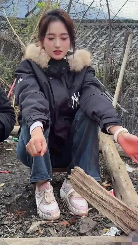 军师们，相亲遇到这种改怎么追？