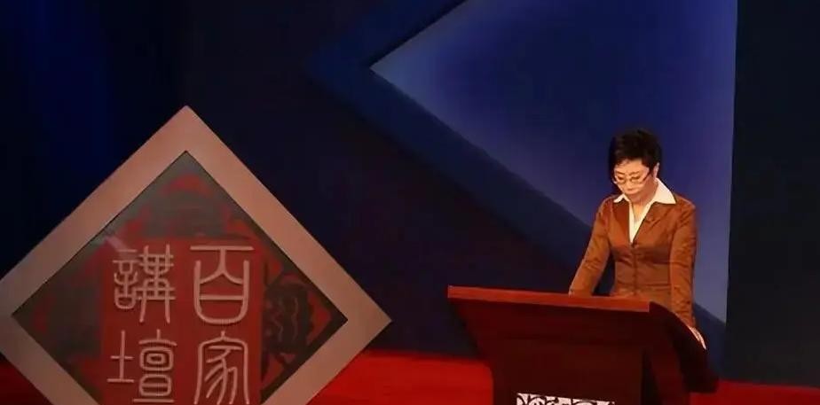 百家讲坛开始讲历史 观众才爱看

                       