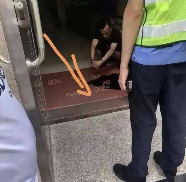 我一直不明白这样的人是怎么想的？偷这个有什么用？卖不出去，也值不了多少钱