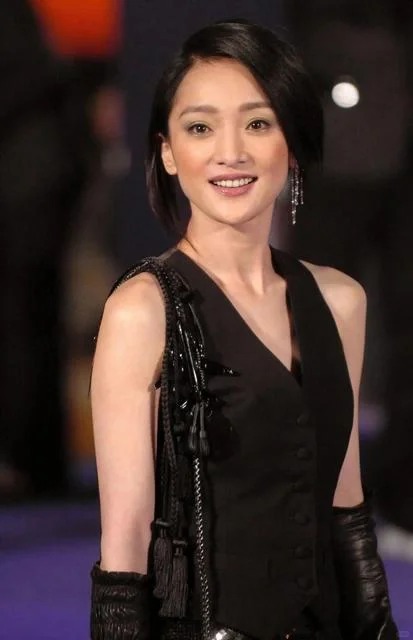 婚后不久，高圣远对妻子周迅说：“借我300万吧，我要开个公司！”谁知周迅一口回绝