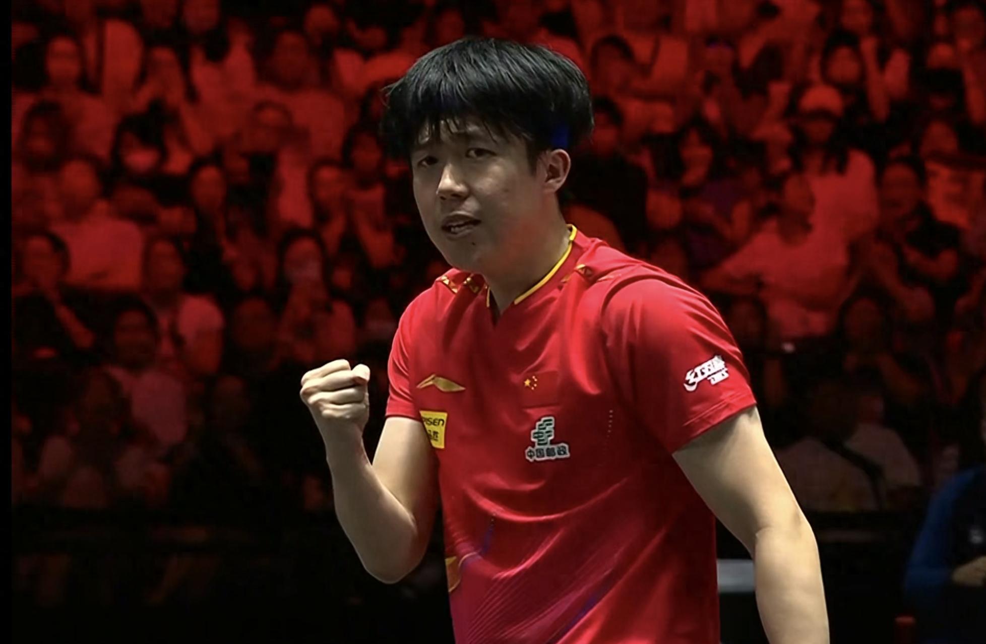 3-0！ 王楚钦今夜打疯了，战胜卡尔伯格，复仇成功！ 晋级大满贯8强