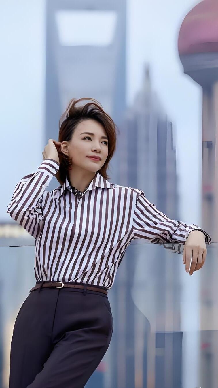 董卿不为人知的故事