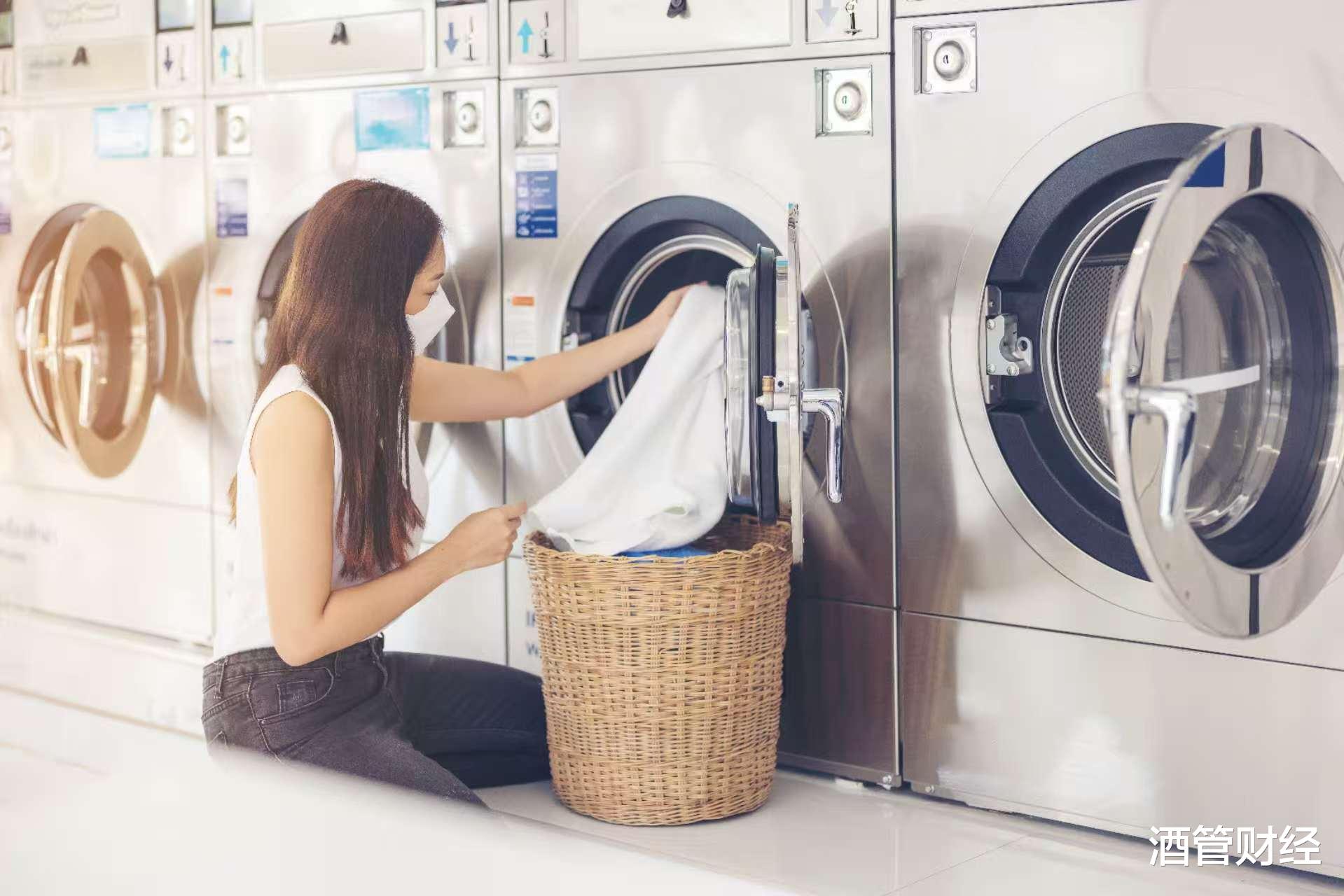 100元的酒店钟点房, 挤满了洗衣服的年轻人