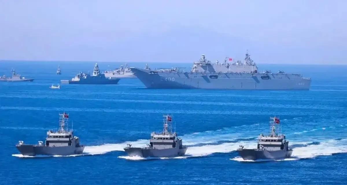 澳大利亚和新西兰应该庆幸，中国是一个遵守国际法的国家。如果中国学他们的“老大”美