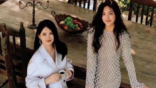 王诗龄优雅、妮妮明媚活泼，原来薇娅和李湘在育儿上都是高手