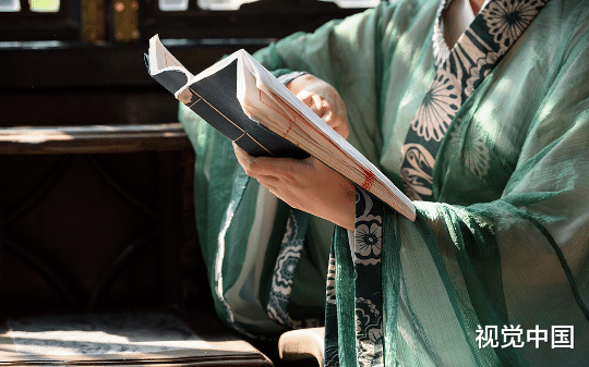 丈夫克妻，我是第7位抬进来的新娘子，原来…