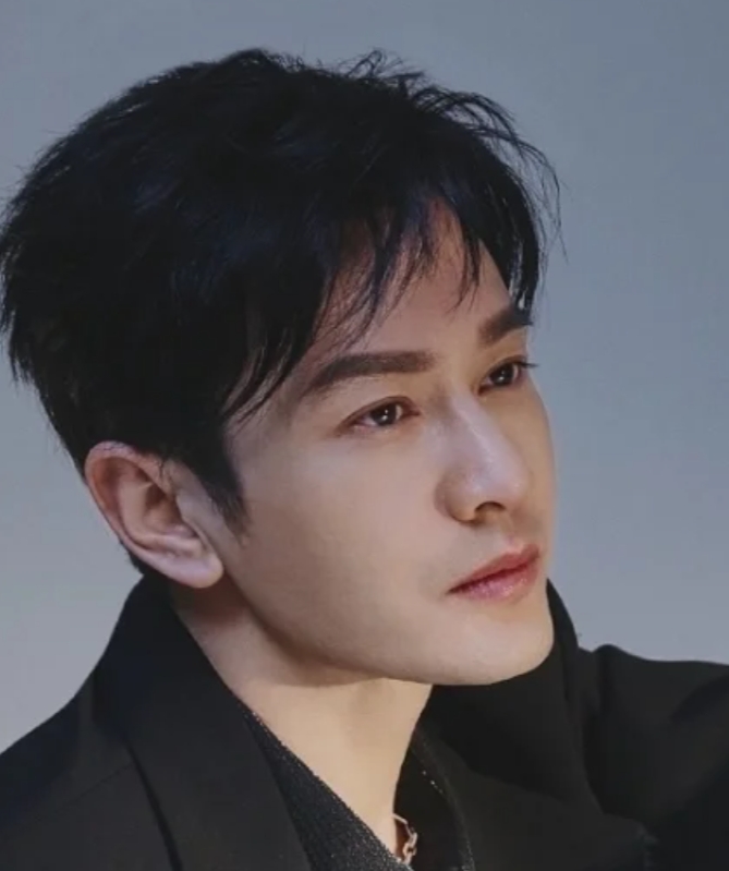 黄晓明获金爵奖最佳男演员奖