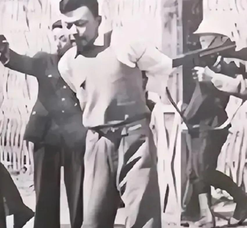 1941年，一个风雨交加的夜晚，宋更新在敌占区被捕。他是抗日组织中的一名积极分子